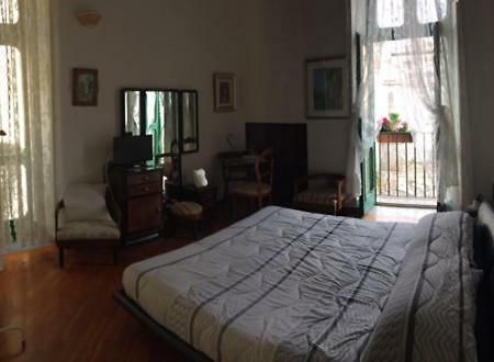 Bed and Breakfast In Via Roma Salerno Exterior foto