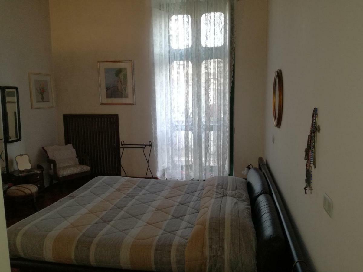 Bed and Breakfast In Via Roma Salerno Exterior foto